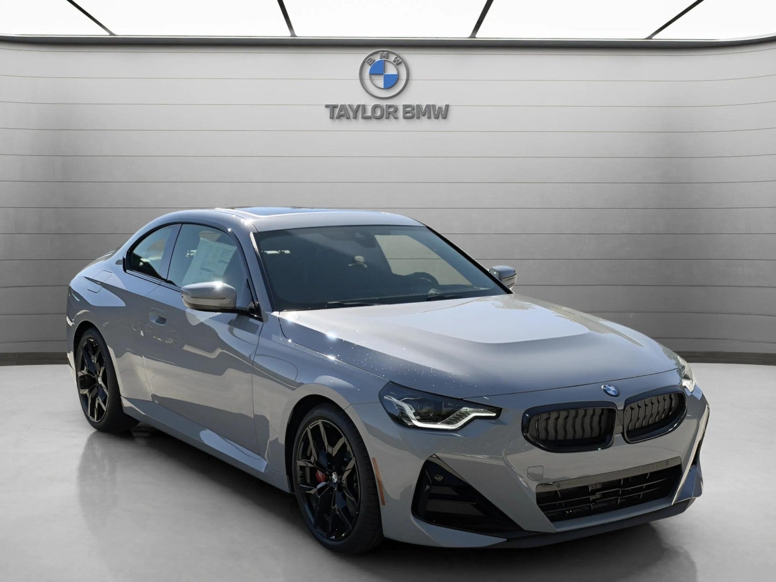 2026 BMW 230i 230i
