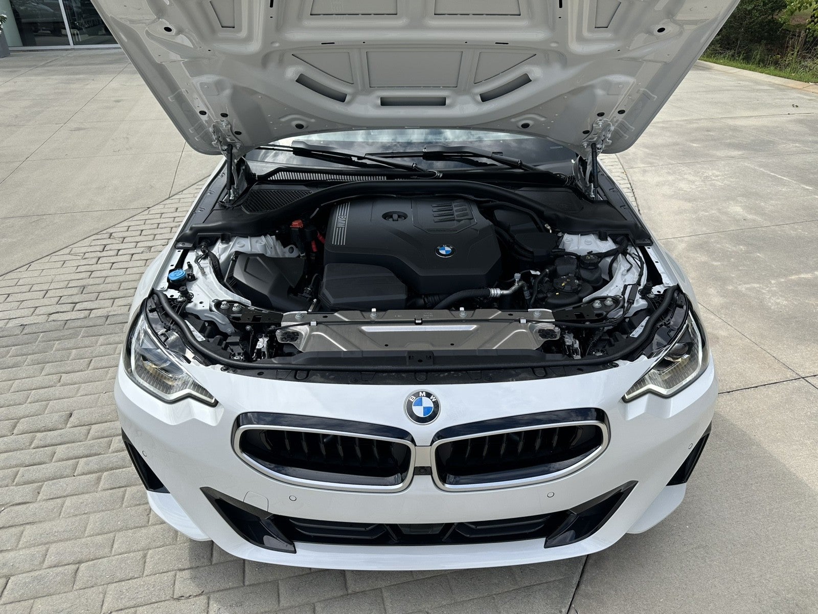 2026 BMW 230i 230i