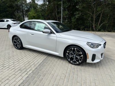 2026 BMW 230i 230i