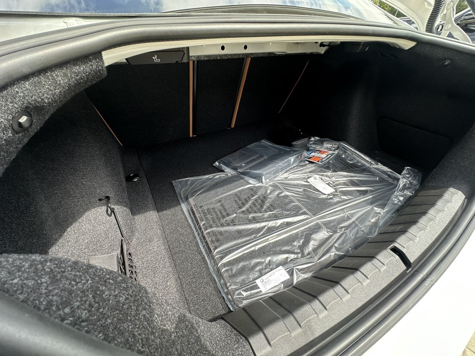 2026 BMW 230i 230i