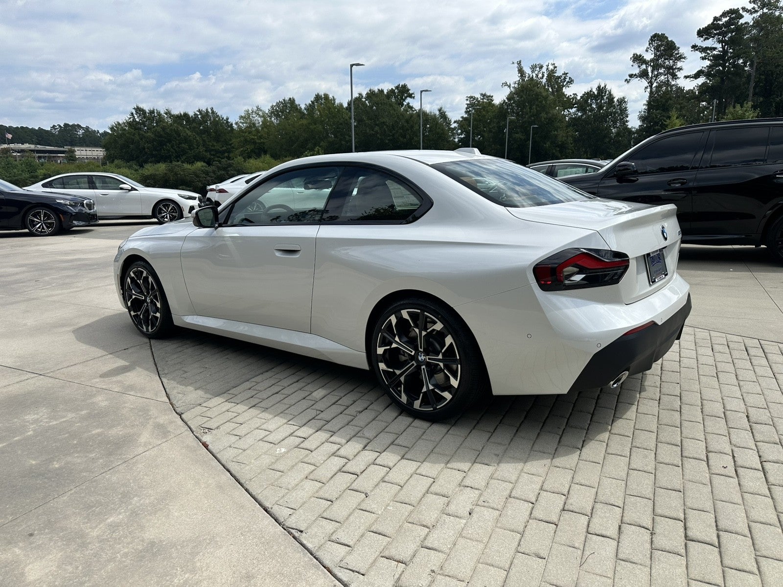 2026 BMW 230i 230i