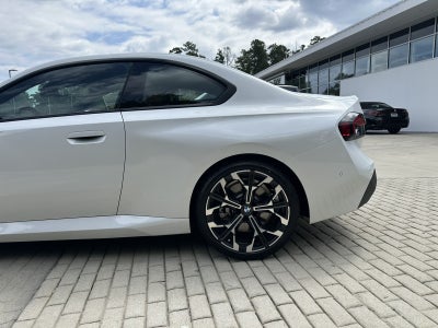 2026 BMW 230i 230i