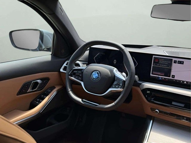 2025 BMW 330i 330i