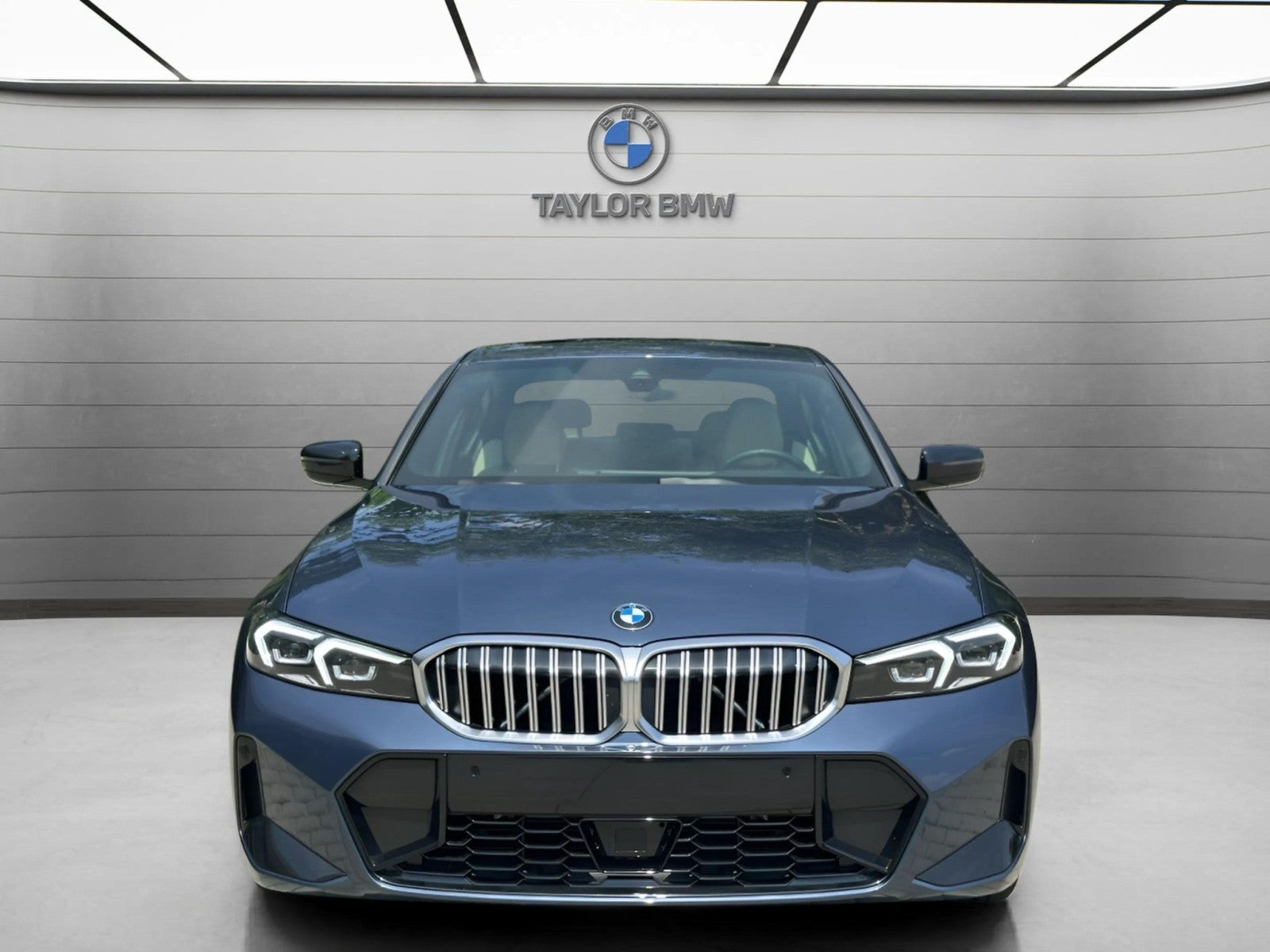 2025 BMW 330i 330i