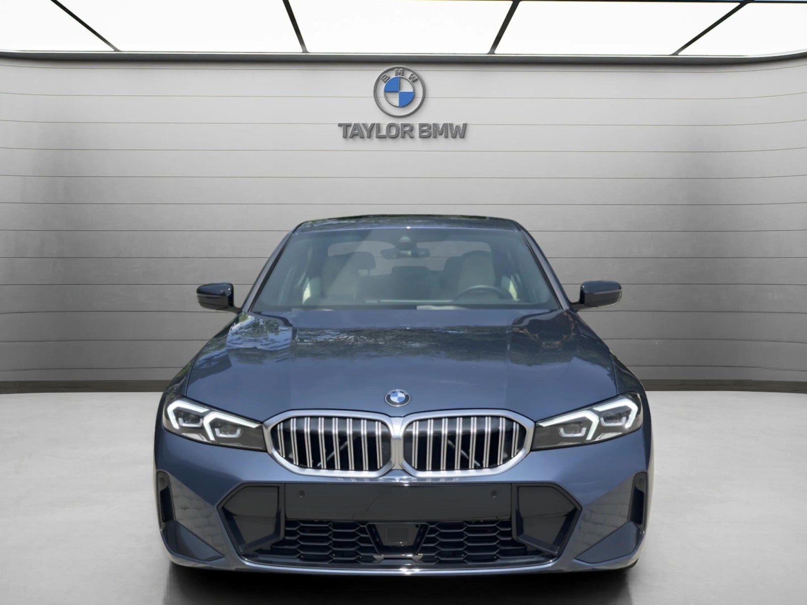 2025 BMW 330i 330i