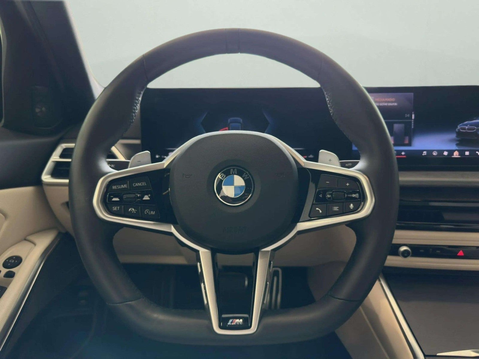 2025 BMW 330i 330i