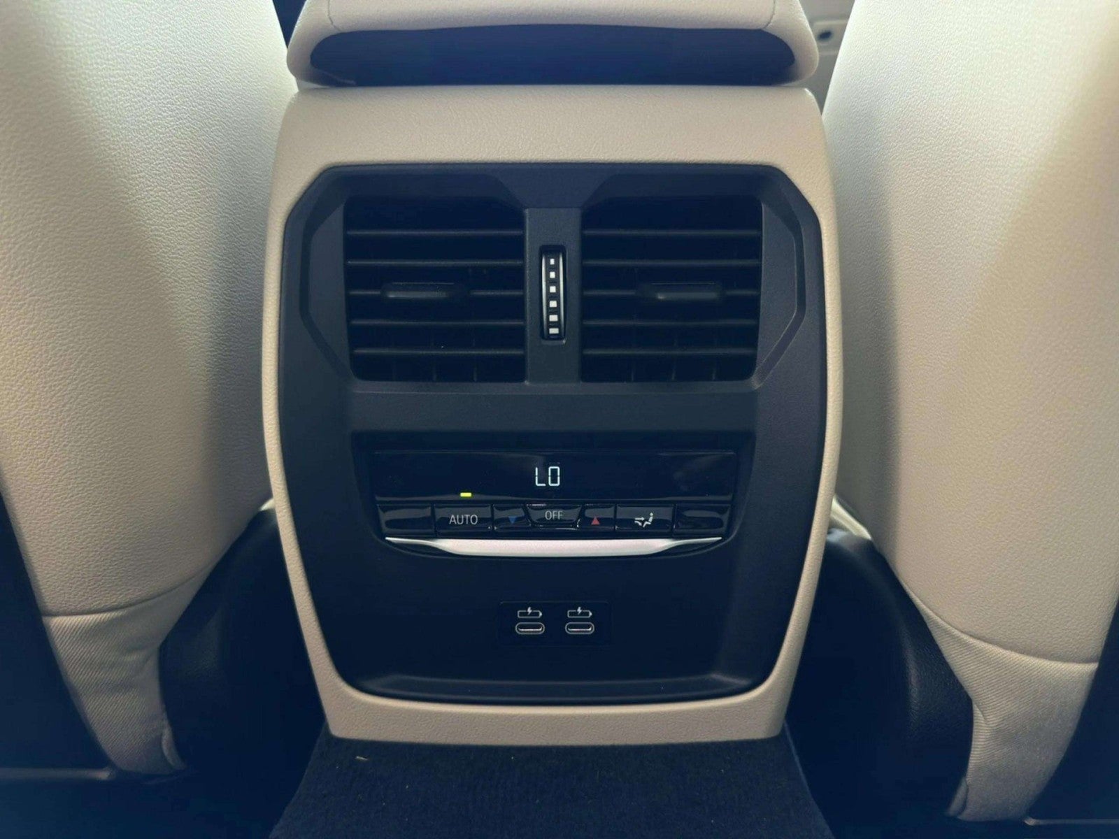 2025 BMW 330i 330i