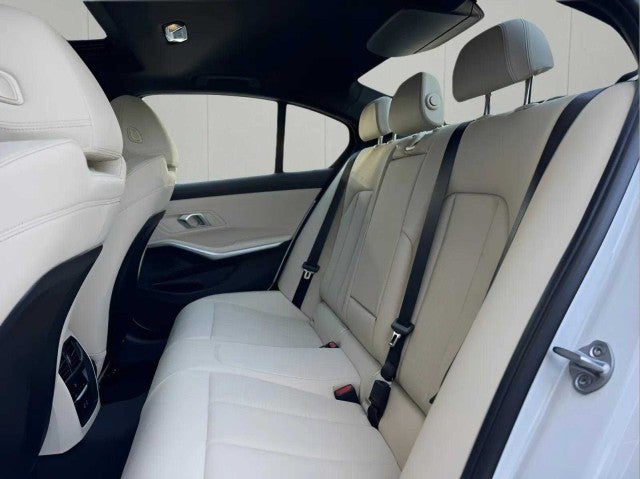 2025 BMW 330i xDrive 330i xDrive