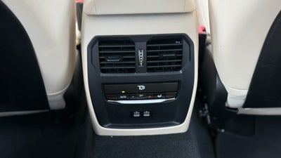 2025 BMW 330i xDrive 330i xDrive