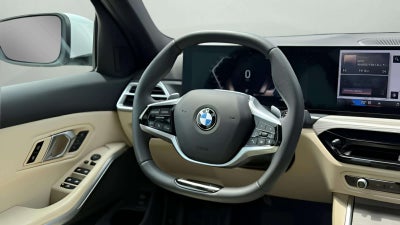2025 BMW 330i xDrive 330i xDrive