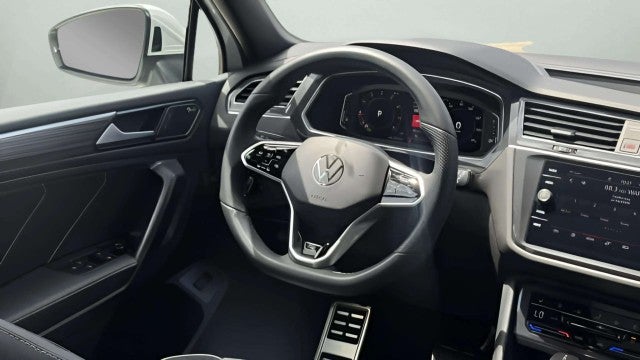 2022 Volkswagen Tiguan SEL R-Line