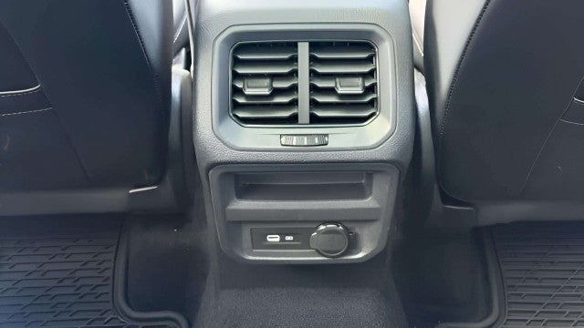 2022 Volkswagen Tiguan SEL R-Line