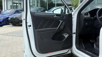 2022 Volkswagen Tiguan SEL R-Line