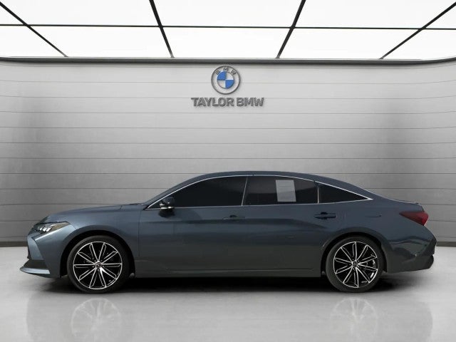 2019 Toyota Avalon XSE