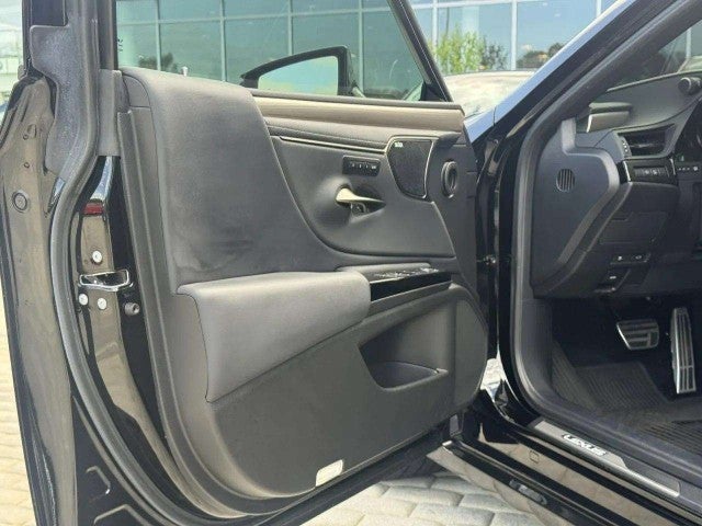 2024 Lexus ES ES 350 F SPORT Handling
