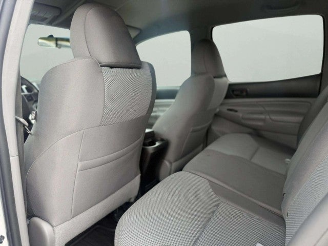 2015 Toyota Tacoma 4WD Double Cab V6 AT