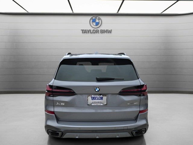 2026 BMW X5 sDrive40i