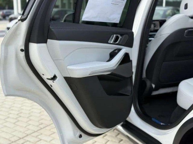 2026 BMW X5 Base