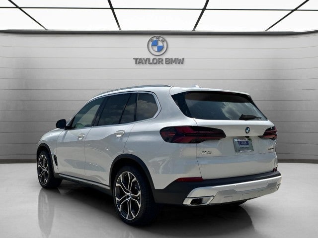 2026 BMW X5 sDrive40i