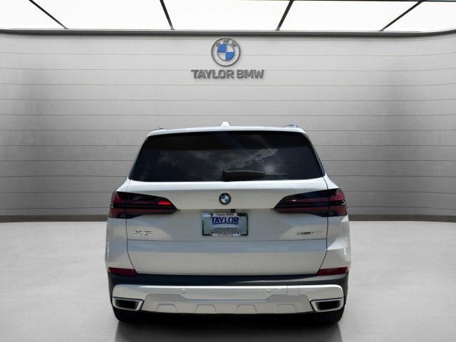 2026 BMW X5 sDrive40i