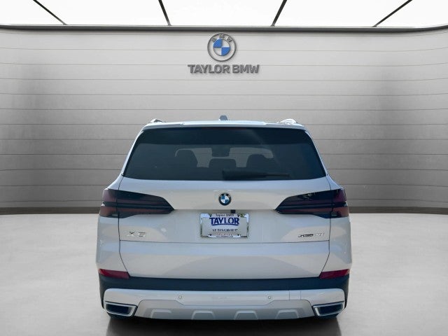 2026 BMW X5 sDrive40i