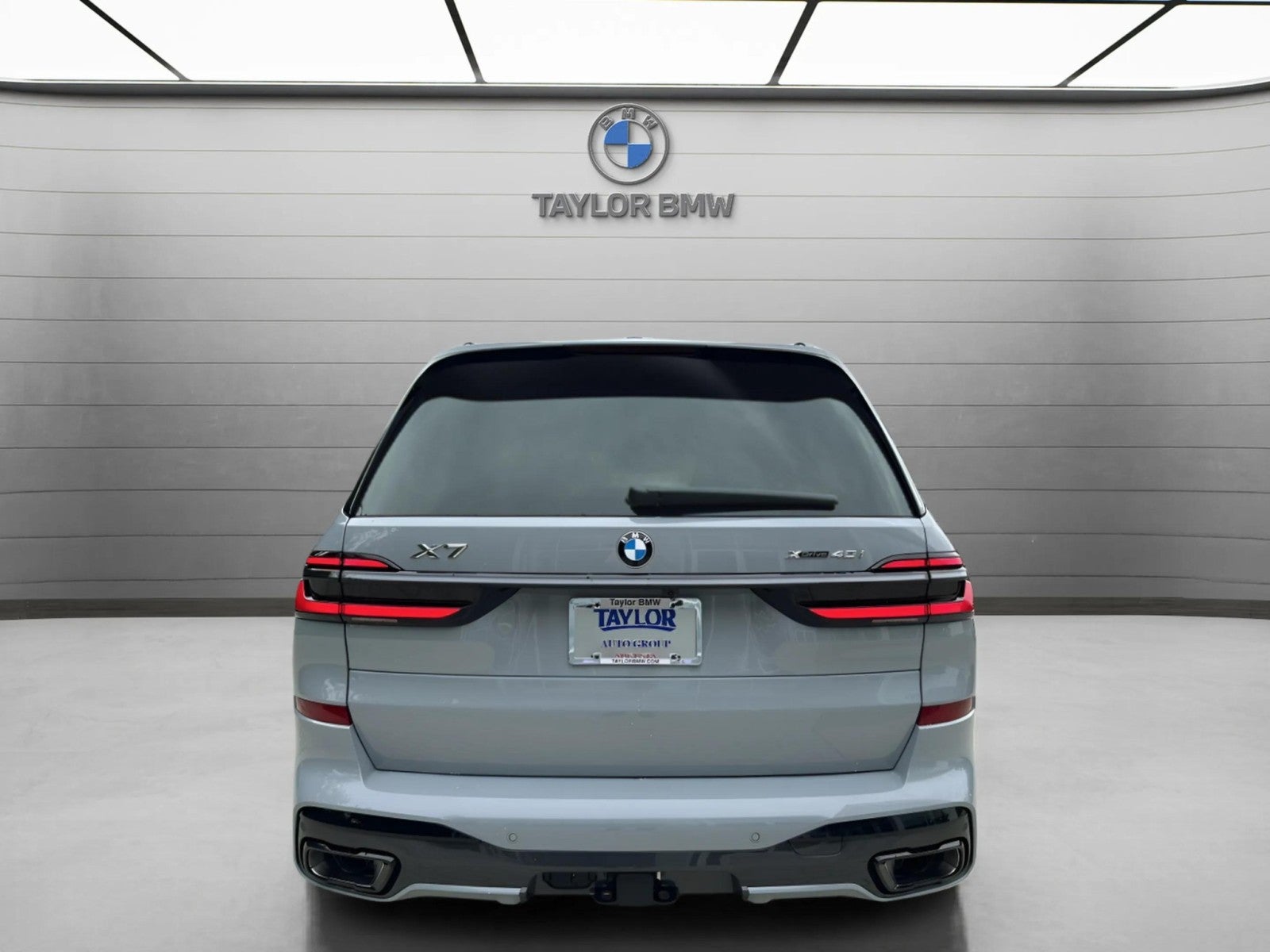 2027 BMW X7 xDrive40i