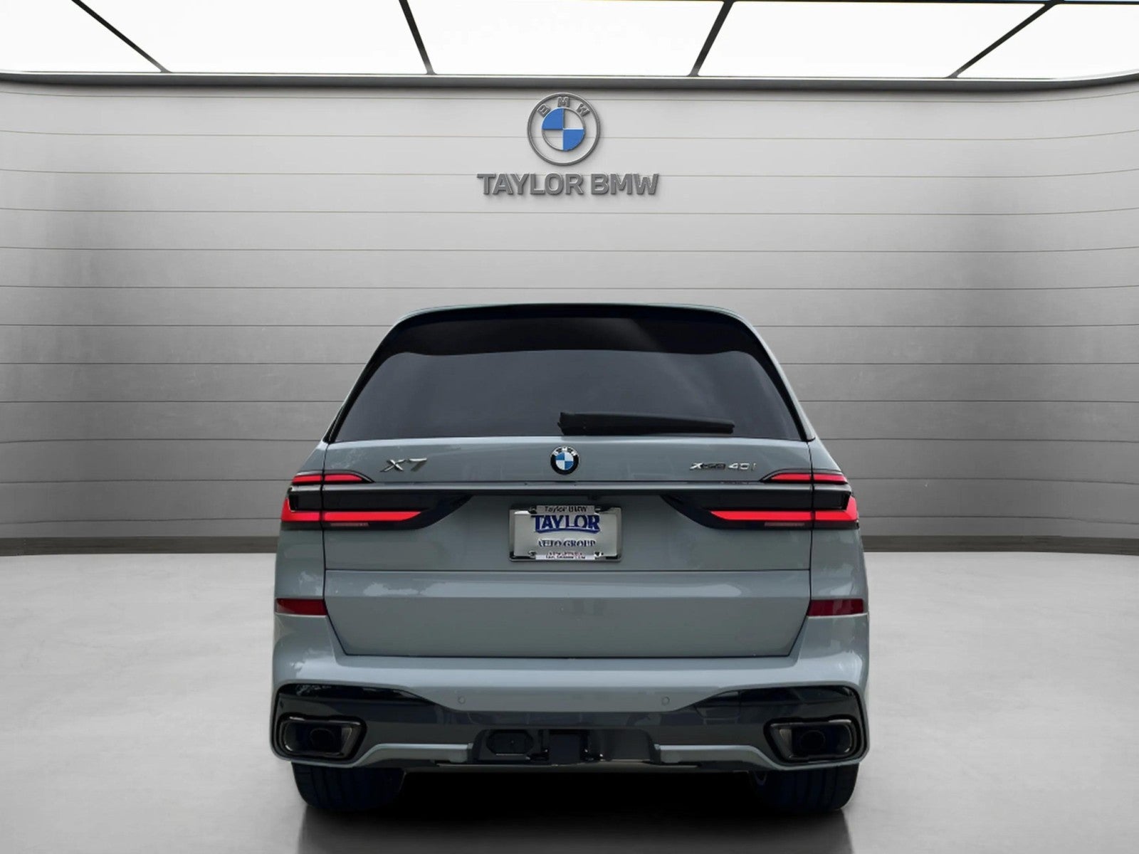 2027 BMW X7 xDrive40i