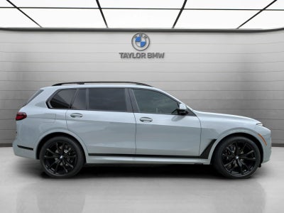 2027 BMW X7 xDrive40i
