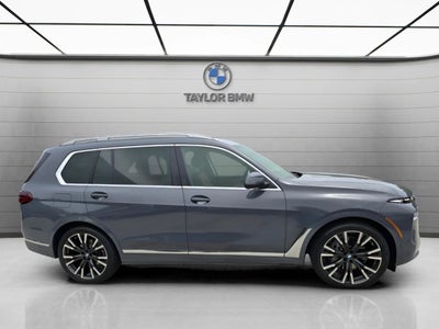 2027 BMW X7 xDrive40i