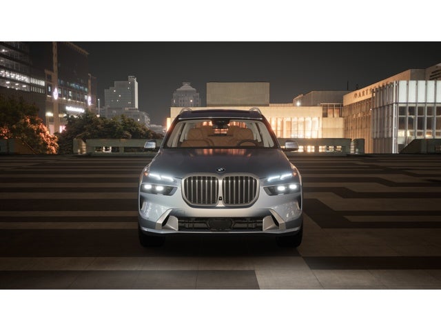 2027 BMW X7 Base