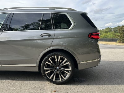 2024 BMW X7 xDrive40i