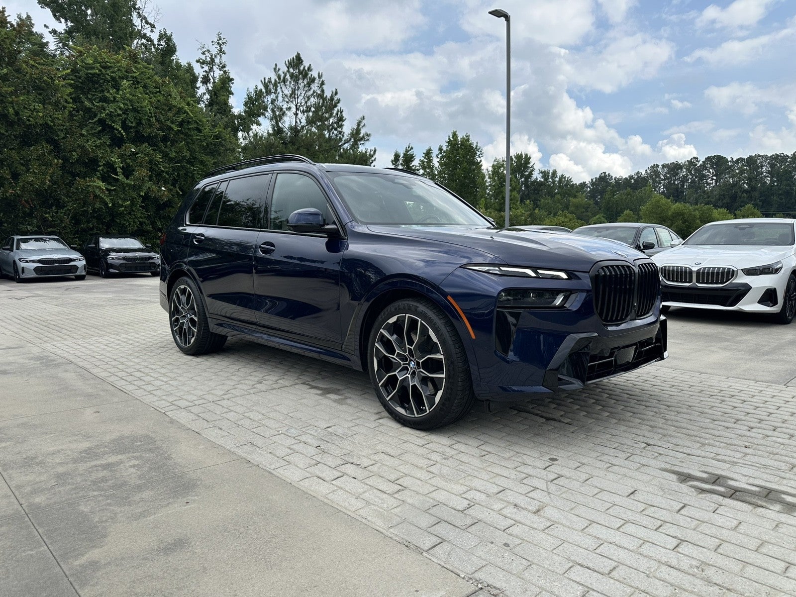 2024 BMW X7 xDrive40i