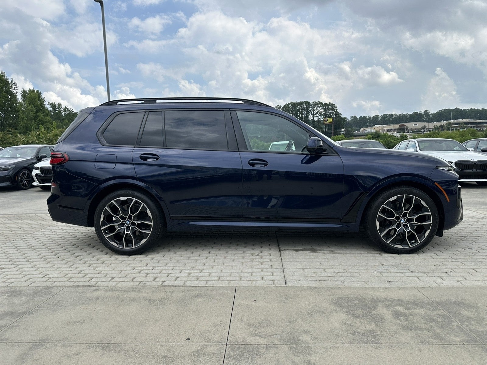 2024 BMW X7 xDrive40i