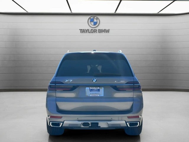 2026 BMW X7 xDrive40i