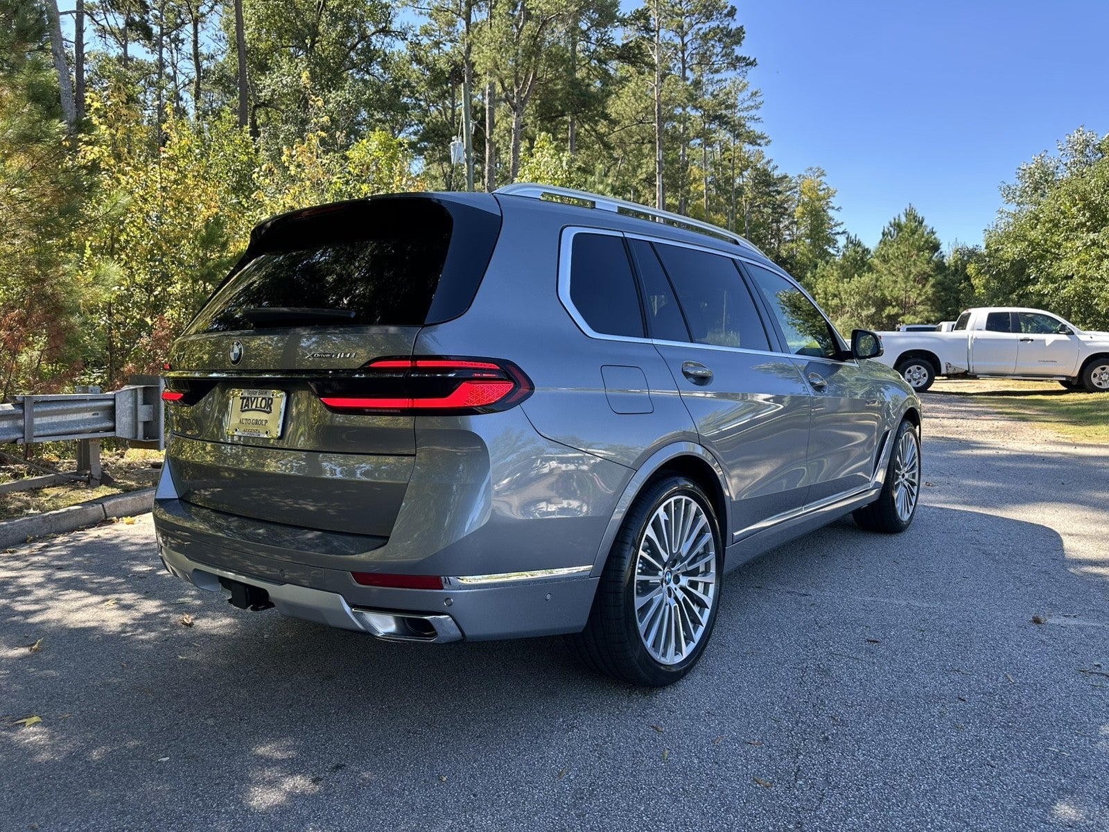 2027 BMW X7 xDrive40i