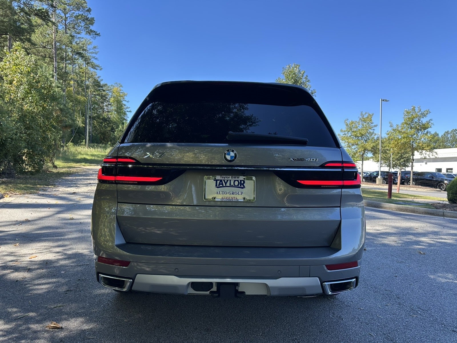 2027 BMW X7 xDrive40i