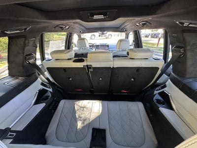 2027 BMW X7 xDrive40i