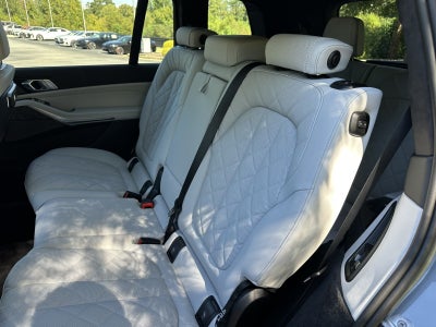 2027 BMW X7 xDrive40i
