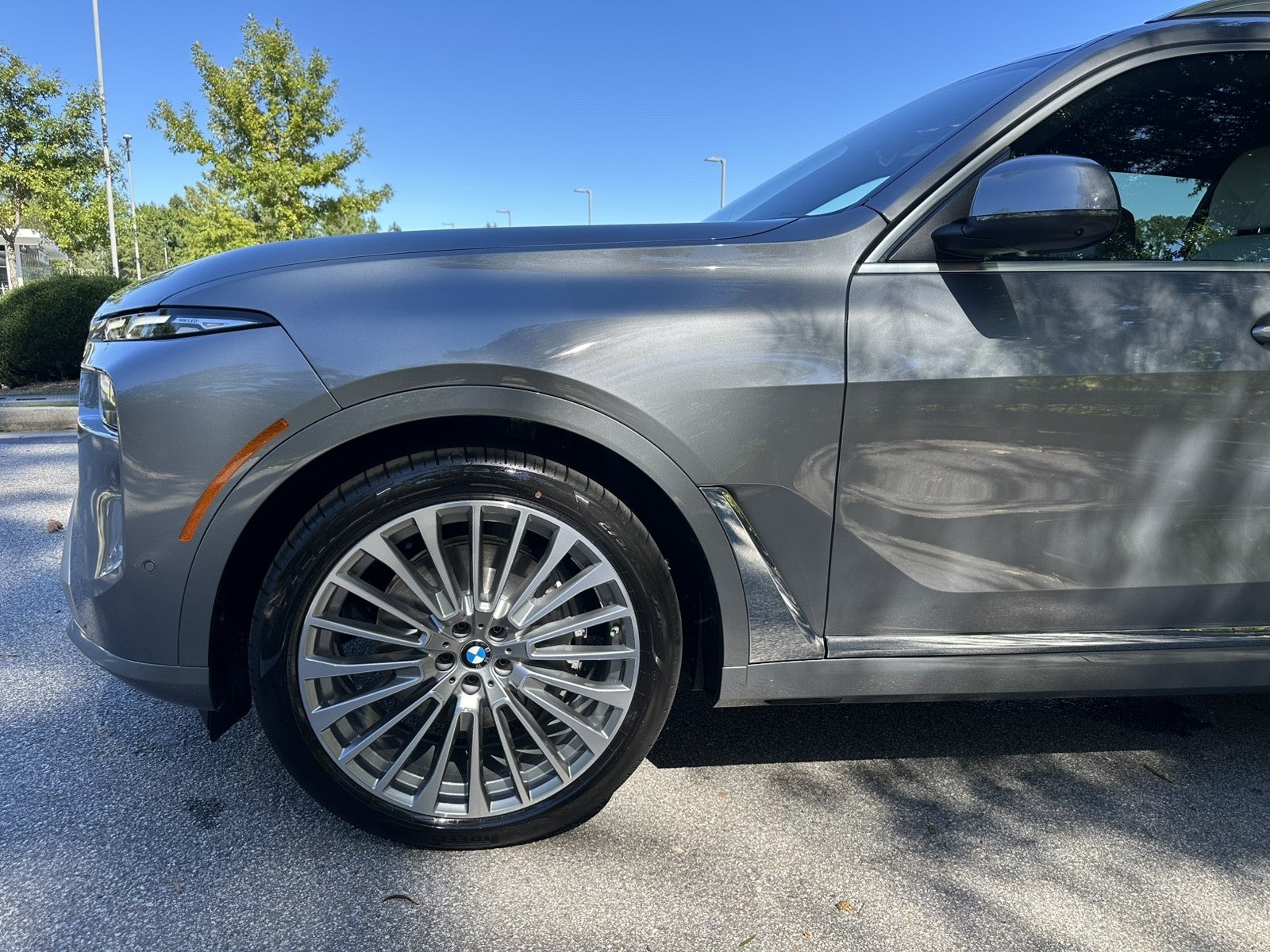 2027 BMW X7 xDrive40i