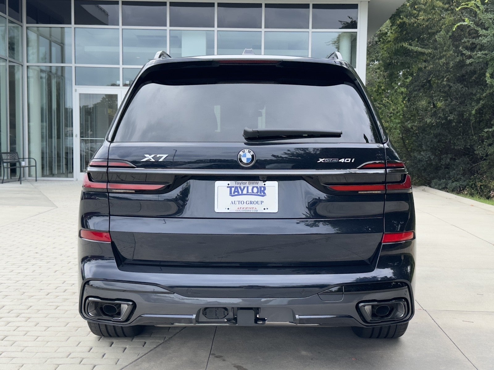 2027 BMW X7 xDrive40i