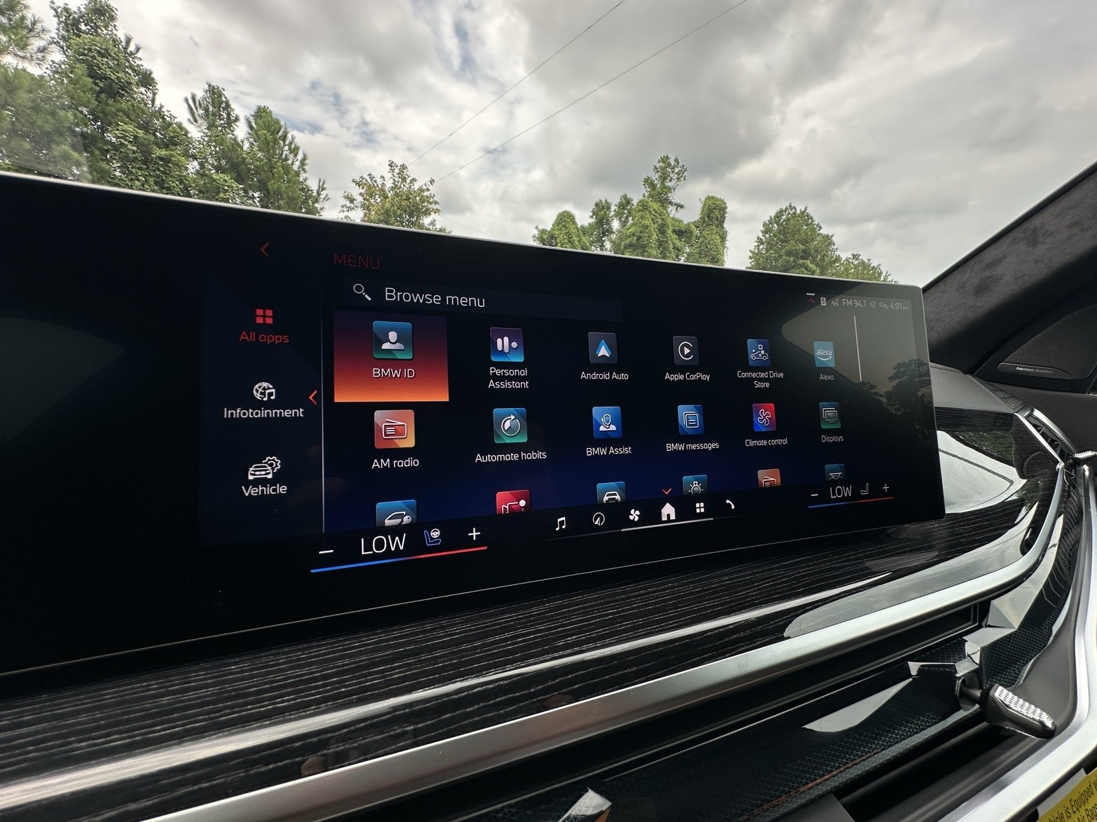2027 BMW X7 xDrive40i