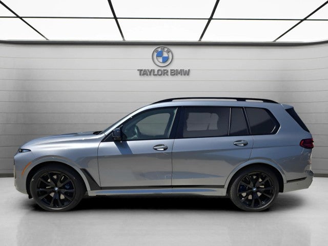 2026 BMW X7 M60i