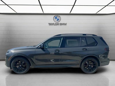 2026 BMW X7 M60i