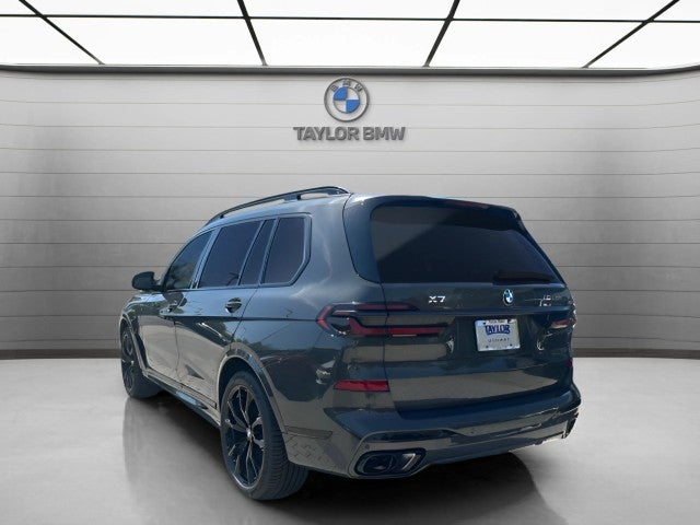 2026 BMW X7 M60i