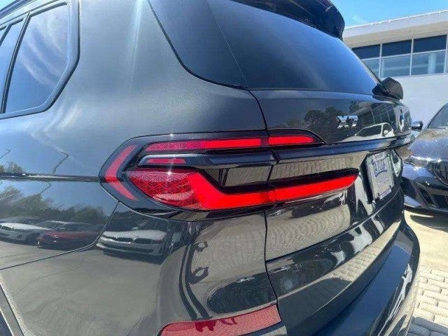 2026 BMW X7 M60i