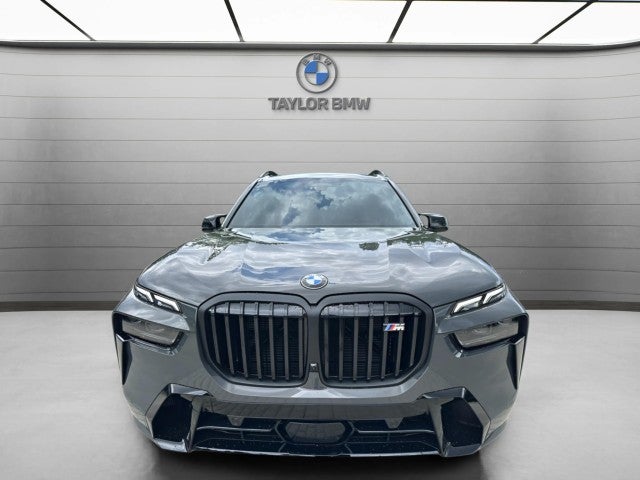2027 BMW X7 M60i