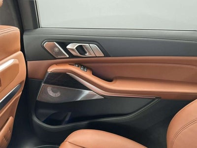2027 BMW X7 M60i