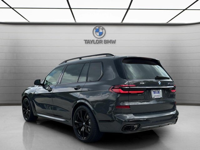 2027 BMW X7 M60i