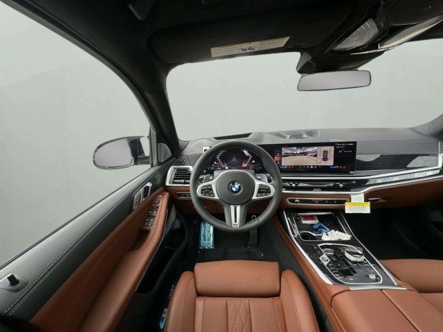 2027 BMW X7 M60i
