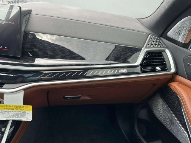 2027 BMW X7 M60i